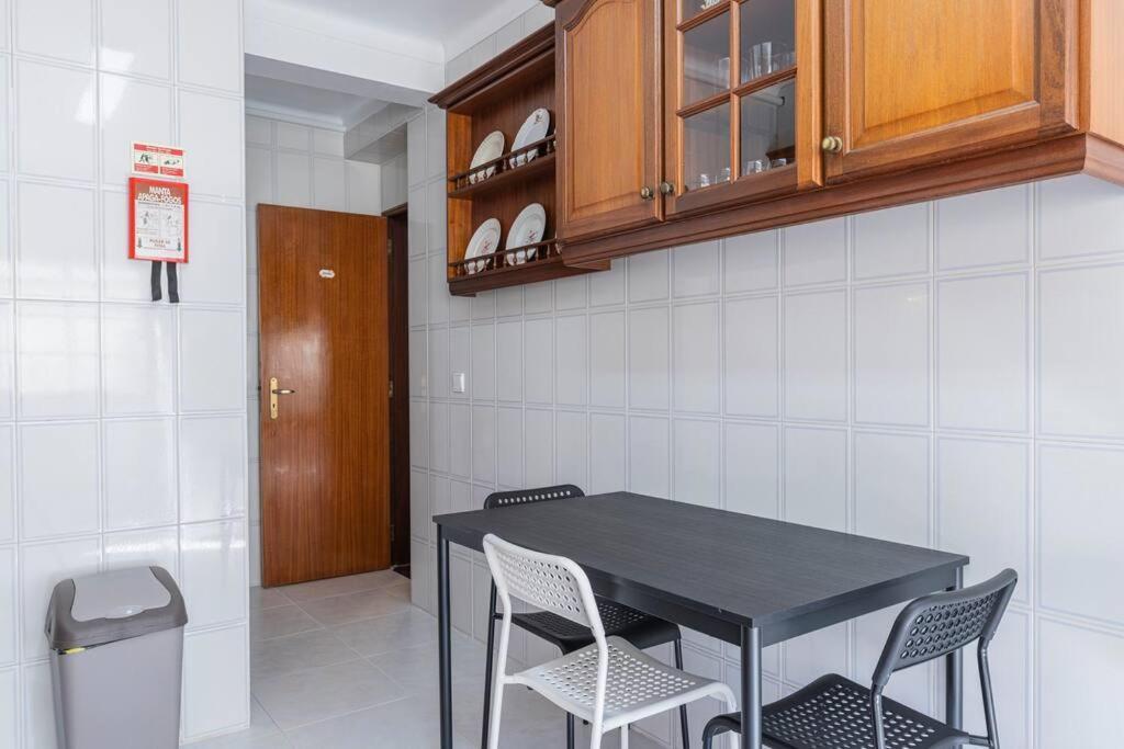Apartamento Triana Alenquer Luaran gambar